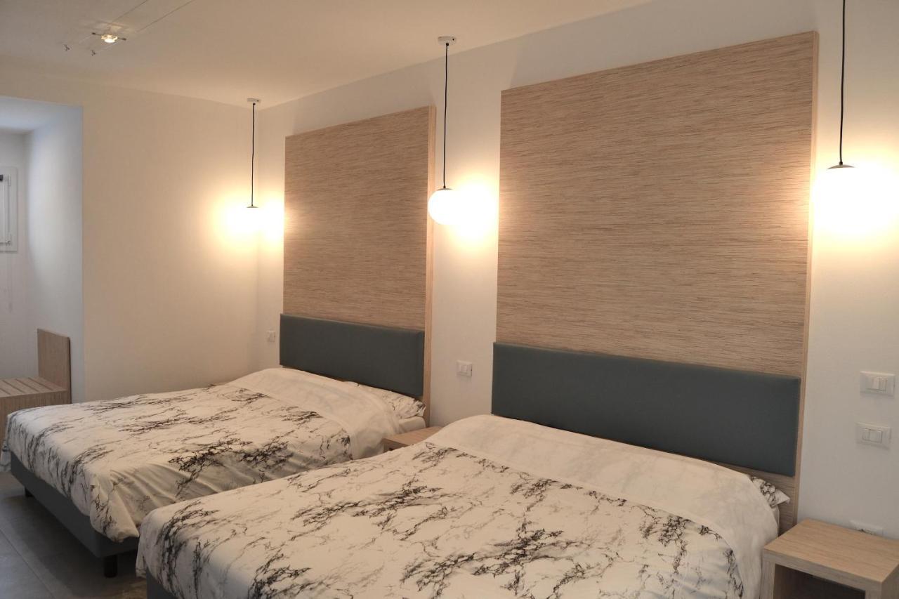 Iris Ar Holiday-Home Peschiera del Garda Kültér fotó