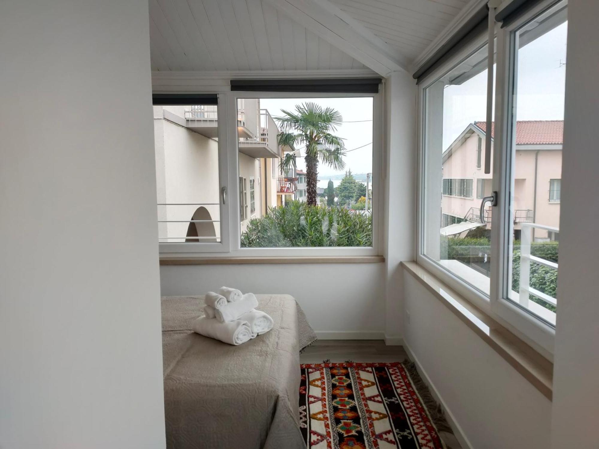 Iris Ar Holiday-Home Peschiera del Garda Kültér fotó