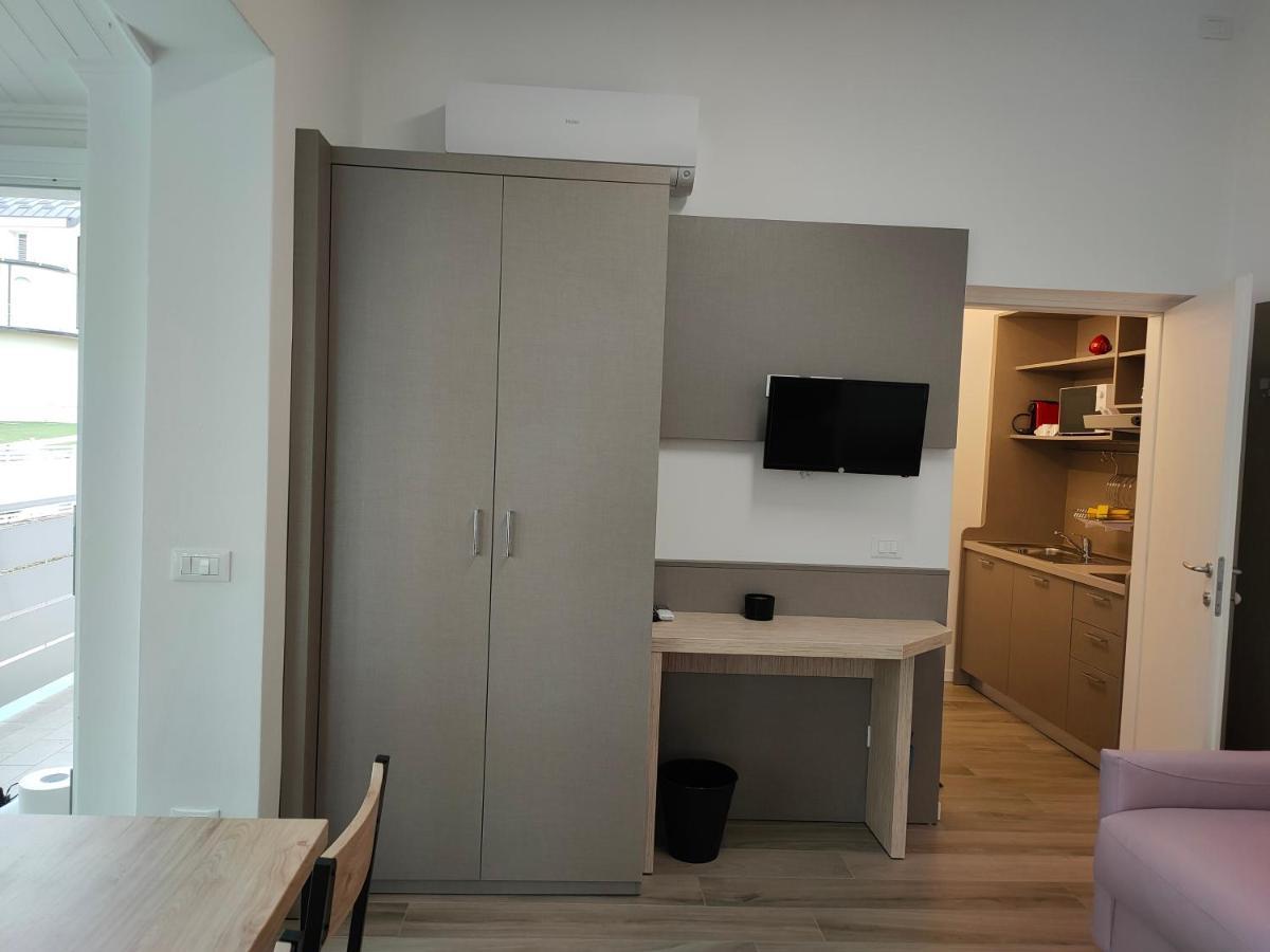 Iris Ar Holiday-Home Peschiera del Garda Kültér fotó