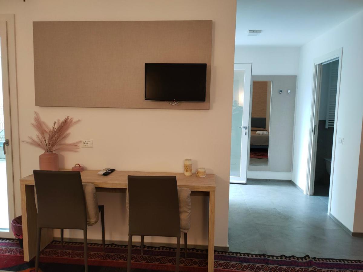 Iris Ar Holiday-Home Peschiera del Garda Kültér fotó